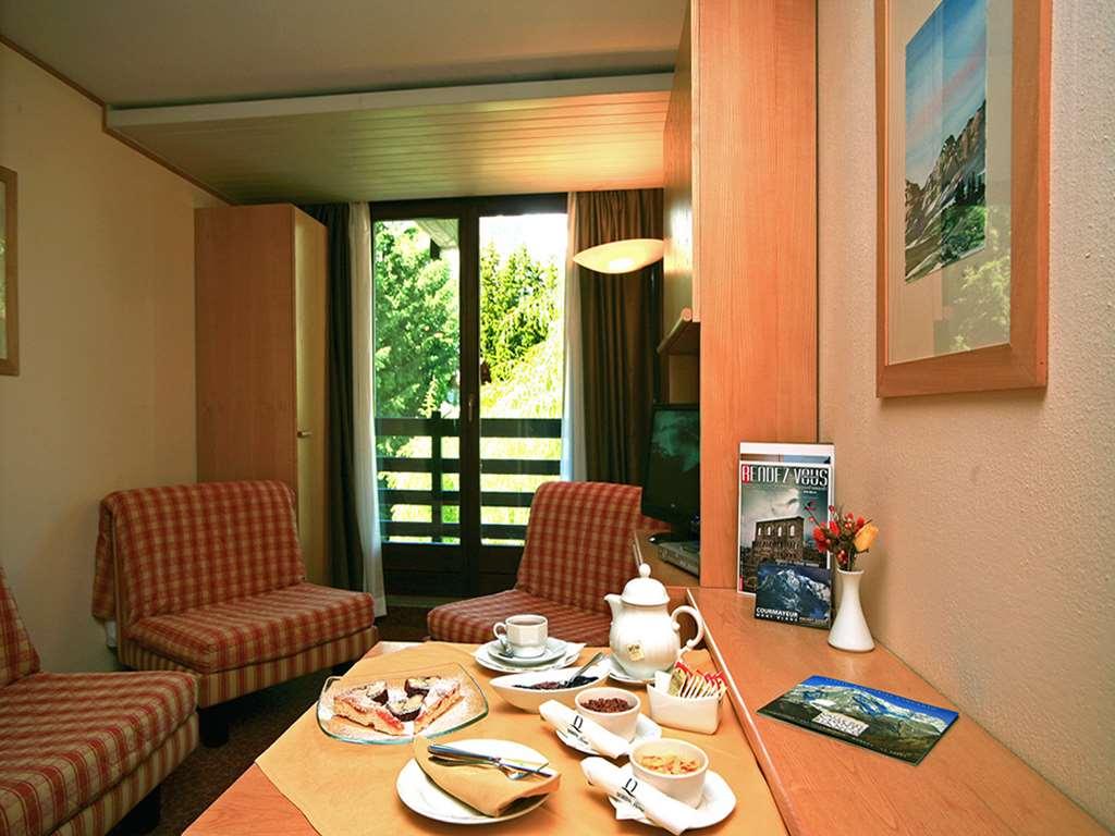 Hotel Les Jumeaux กูร์มาเยอร์ ห้อง รูปภาพ