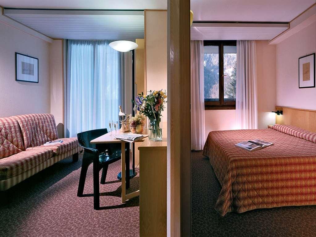 Hotel Les Jumeaux กูร์มาเยอร์ ห้อง รูปภาพ