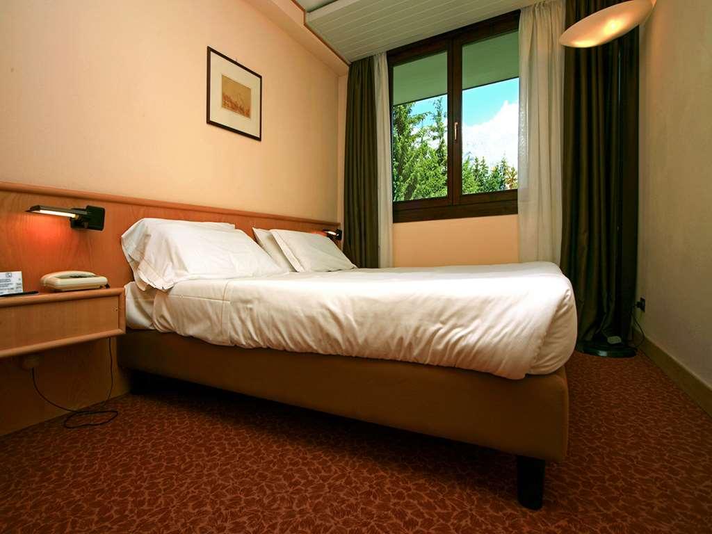 Hotel Les Jumeaux กูร์มาเยอร์ ห้อง รูปภาพ
